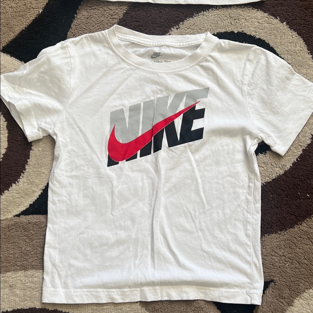 Nike Boys Graphic Tees Assorted Colors Size 7/L - Picture 5 of 12